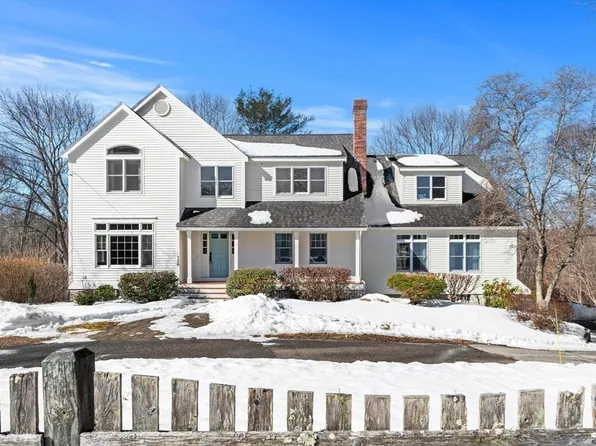 380 Highland St, South Hamilton, MA 01982
