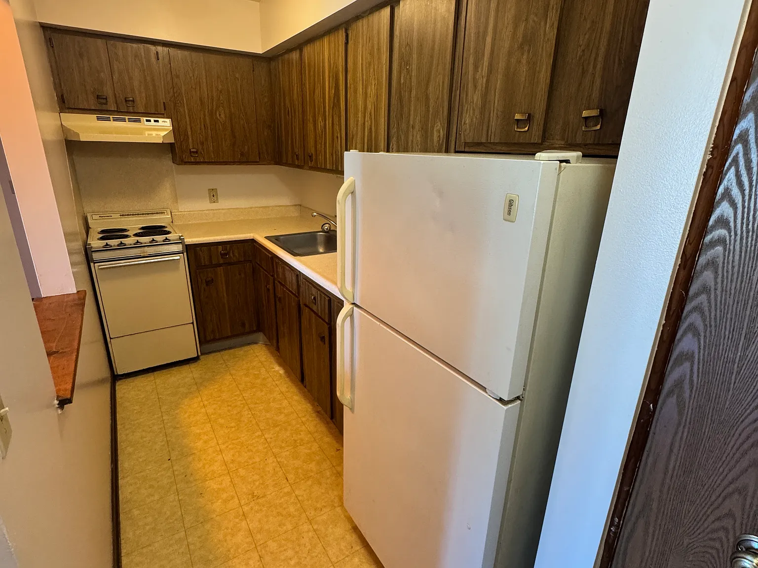 1 bed, $750 — Photo 1