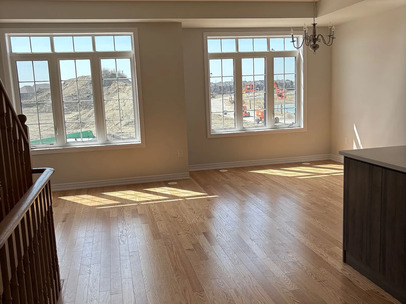 3 bed, $3,300 — Photo 2