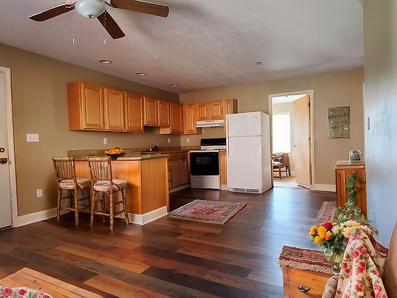 3rd image of 67 Bowery St #3B-1BA
