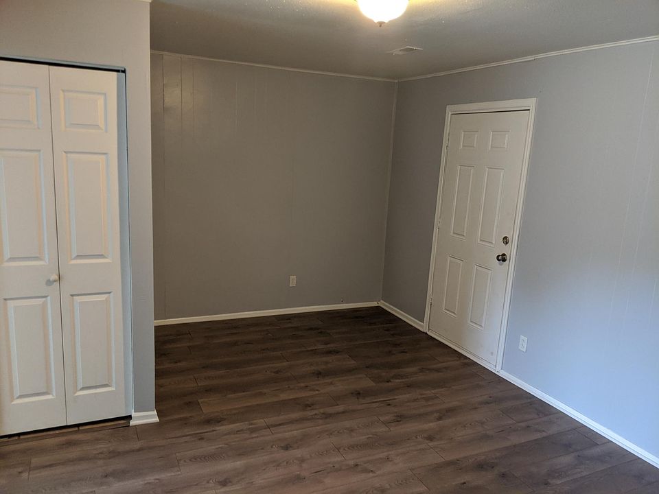 1st image of 3904 E 123rd Ter APT A