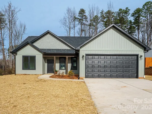 7673 Katherine Dr, Denver, NC 28037