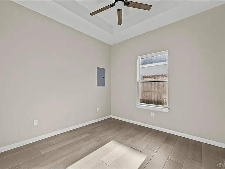 5700 Swallow Ave #4 — Photo 13