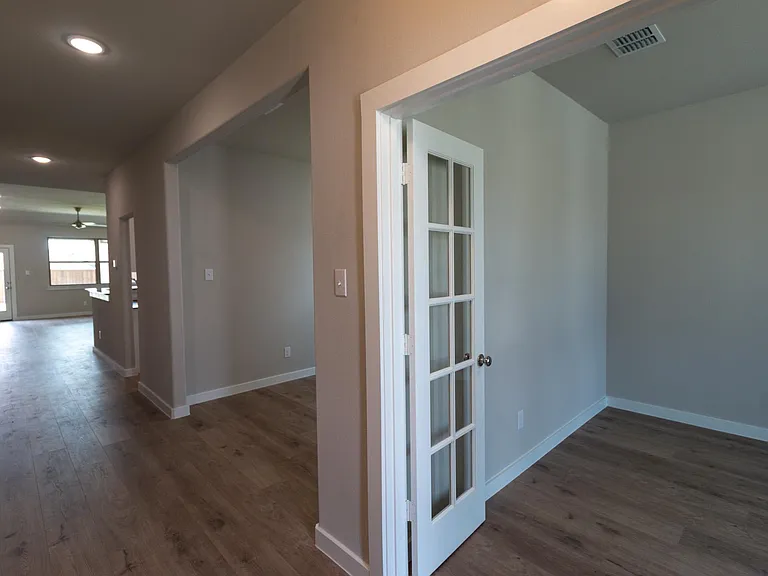 1140 Enchanted Rock Ln — Photo 7