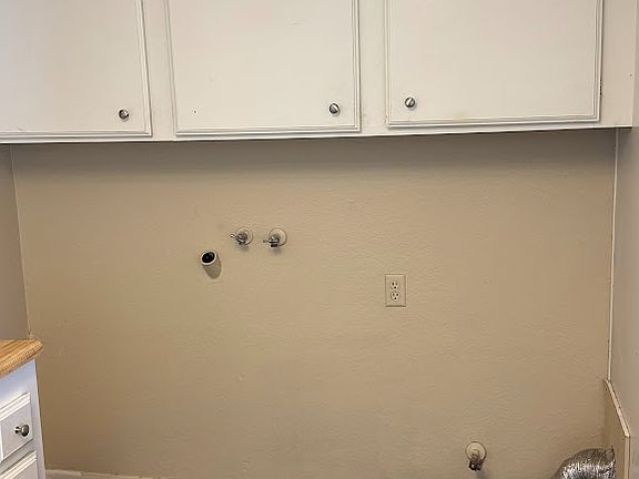 5th image of 16970 Marygold Ave