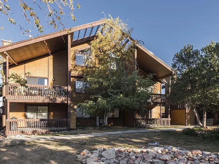 2025 Canyons Resort Dr #L3 — Photo 13