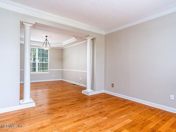 5th image of 3116 SOUTHERN HILLS Circle W