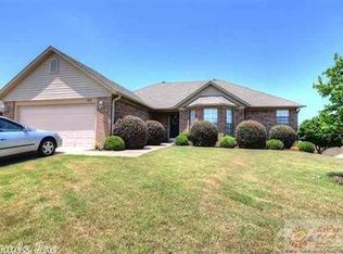 2210 Wilmington Dr, Conway, AR 72034