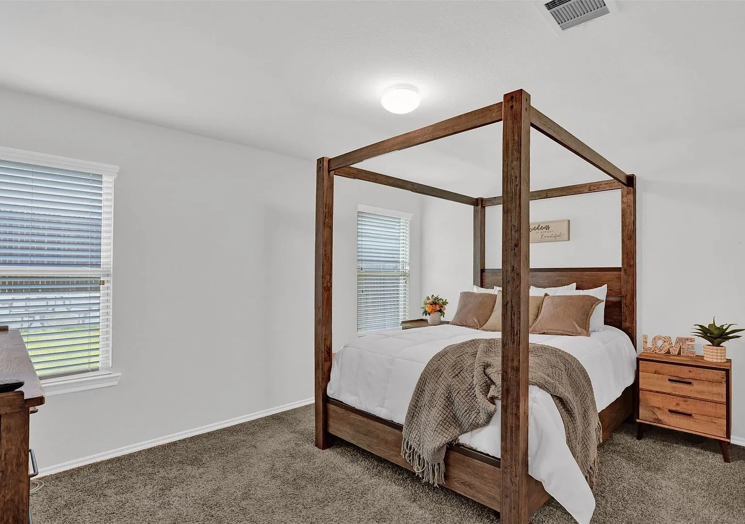 Move-In Ready 4BR/4BA Home with Luxury Finishes and Open-Concept Design — Photo 3