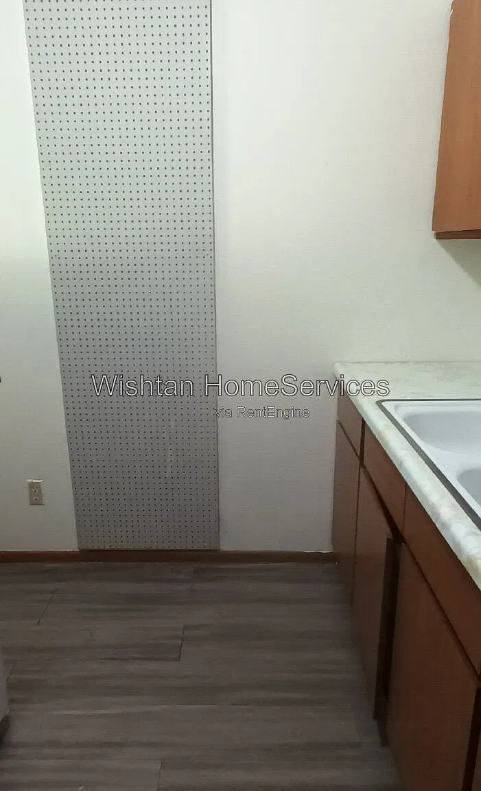 1 bed, 1.0 bath, $500 — Photo 1