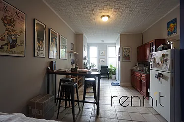 Rented by Rennit Inc.