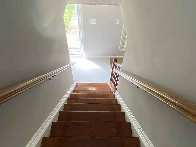 8513 Woodfall Rd — Photo 20
