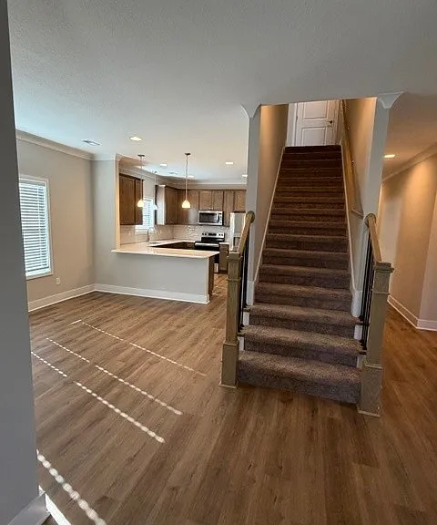 121 Kirbyberry Rd — Photo 8
