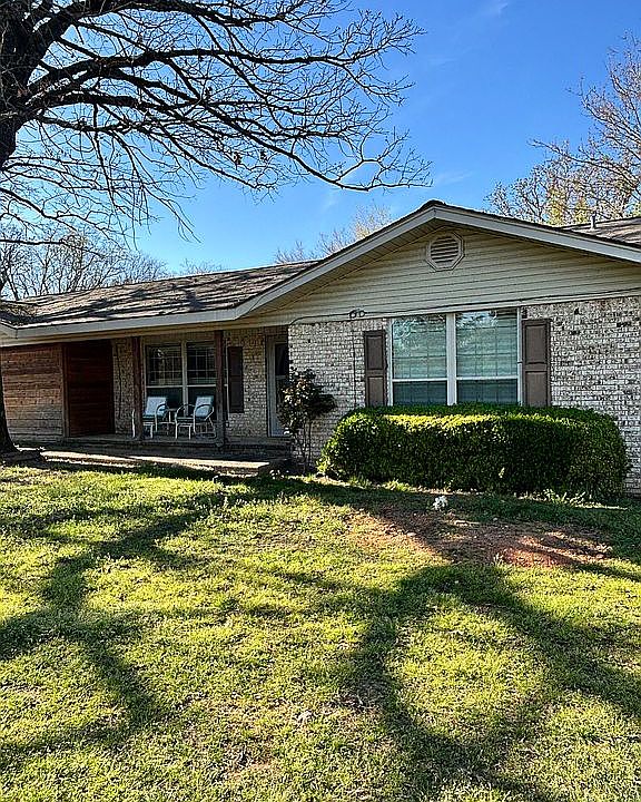 1st image of 555 Skipjack Rd