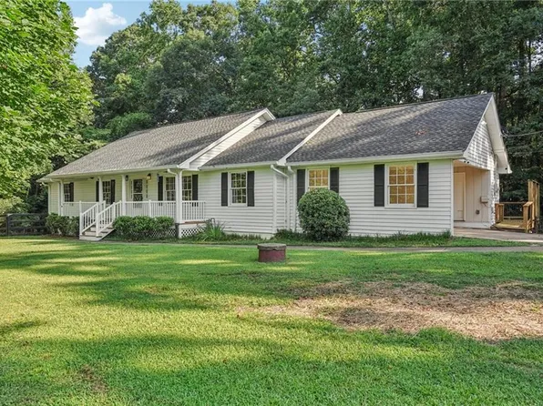 2595 Marsha Cir, Cumming, GA 30041