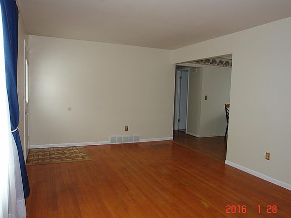 2nd image of 1039 59th St SE