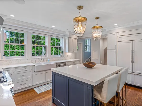 165 Slocum Crescent image 11 of 59