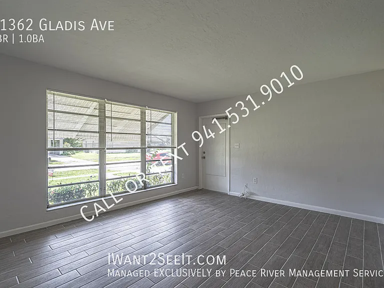 21362 Gladis Ave — Photo 5