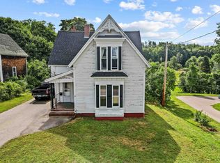 20 Blake St, Pittsfield, NH 03263