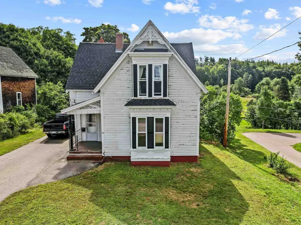 20 Blake Street, Pittsfield, NH 03263