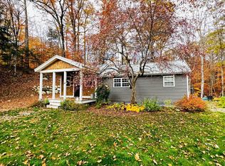 452 Bog Rd, Campton, NH 03223