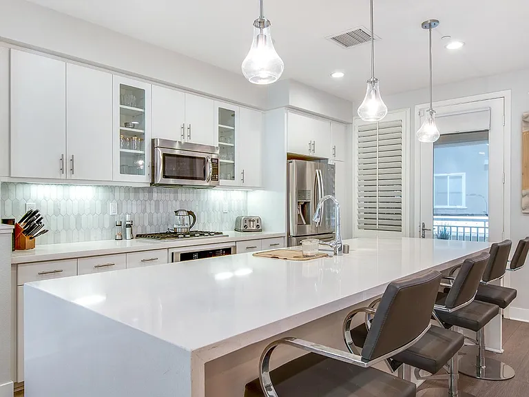 10 Brownstone Way — Photo 7