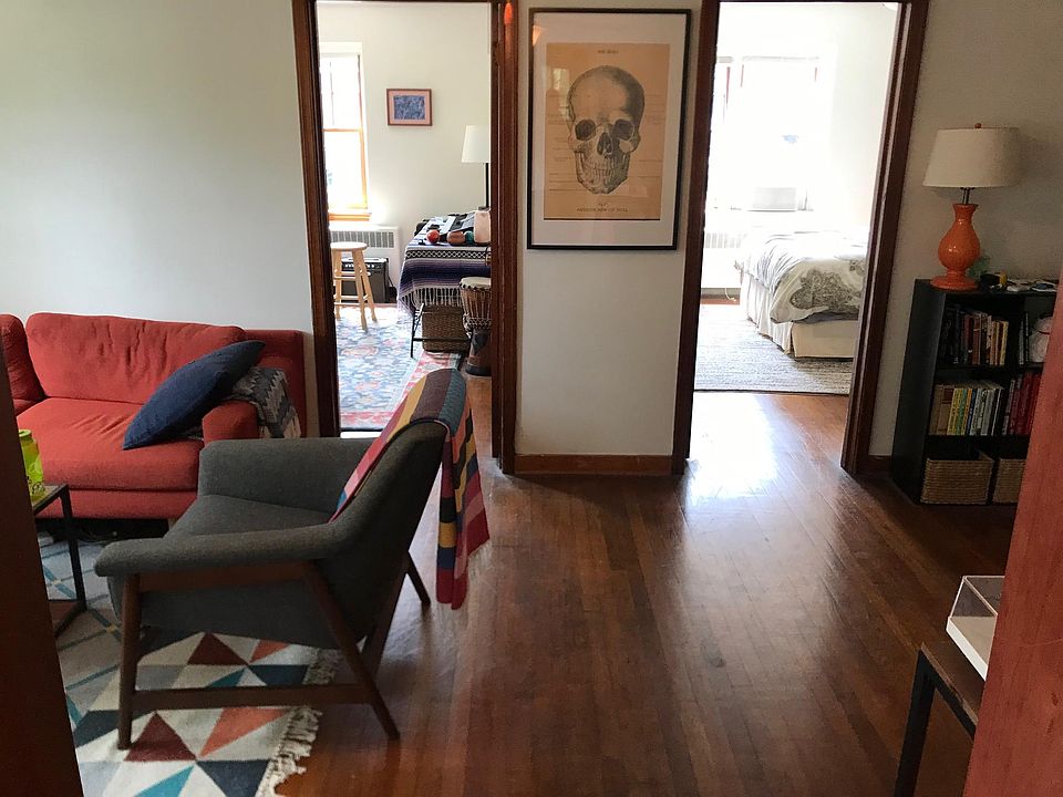 large living room, bedroom left, music room to right