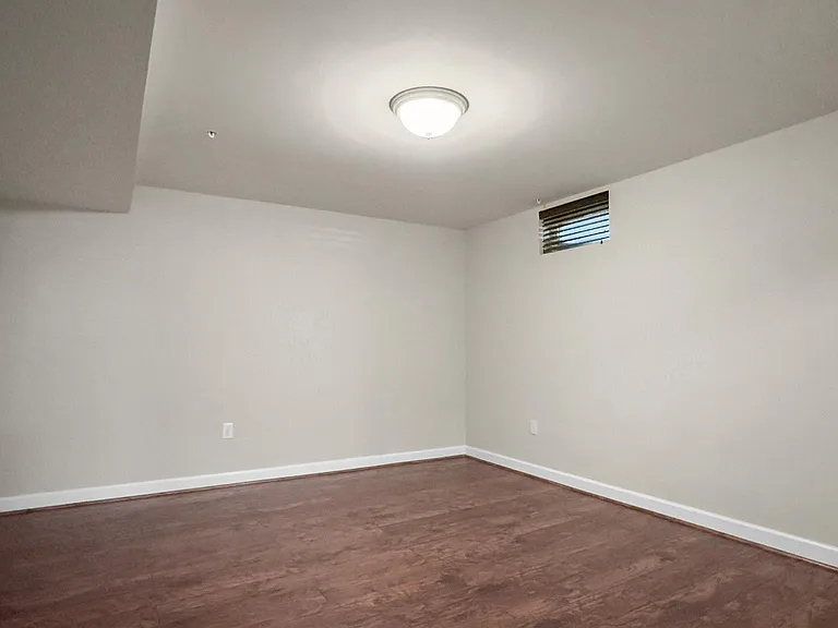 10185 Warfield St — Photo 20