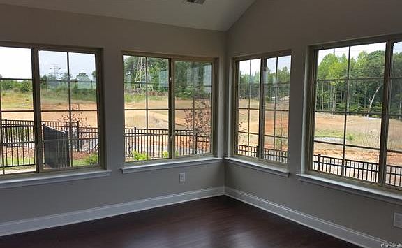 4th image of 1324 Somersby Ct