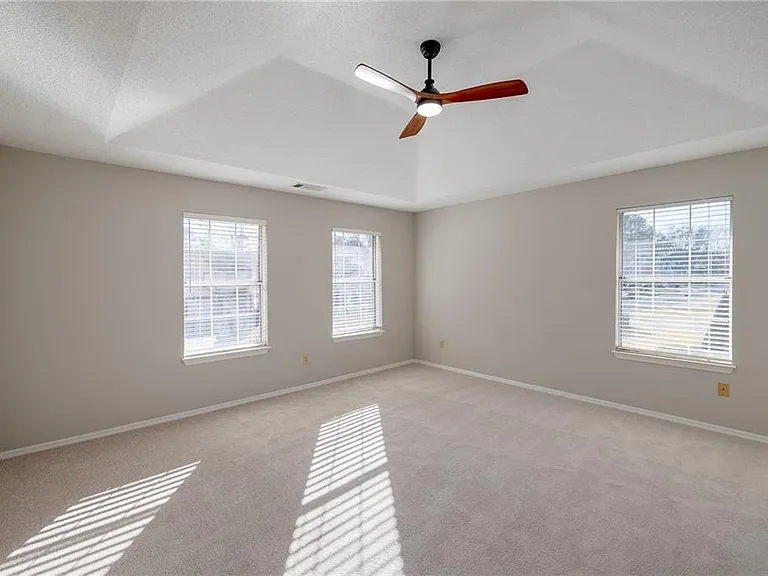 10950 Pinehigh Dr — Photo 9