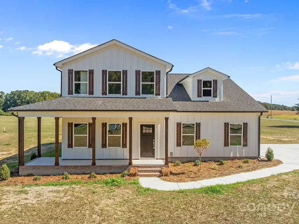 2441 Wolf Pond Rd, Monroe, NC 28110