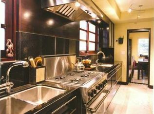 5449 Alton Rd, Miami Beach, FL 33140