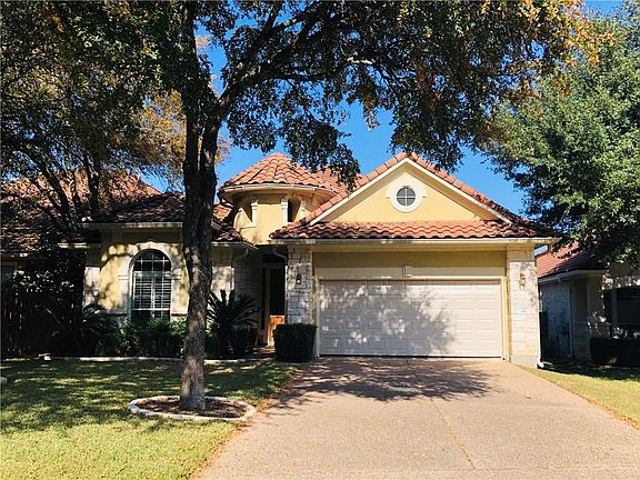 2nd image of 15409 Interlachen Dr