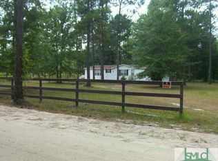 1991 Wildwood Church Rd, Pembroke, GA 31321
