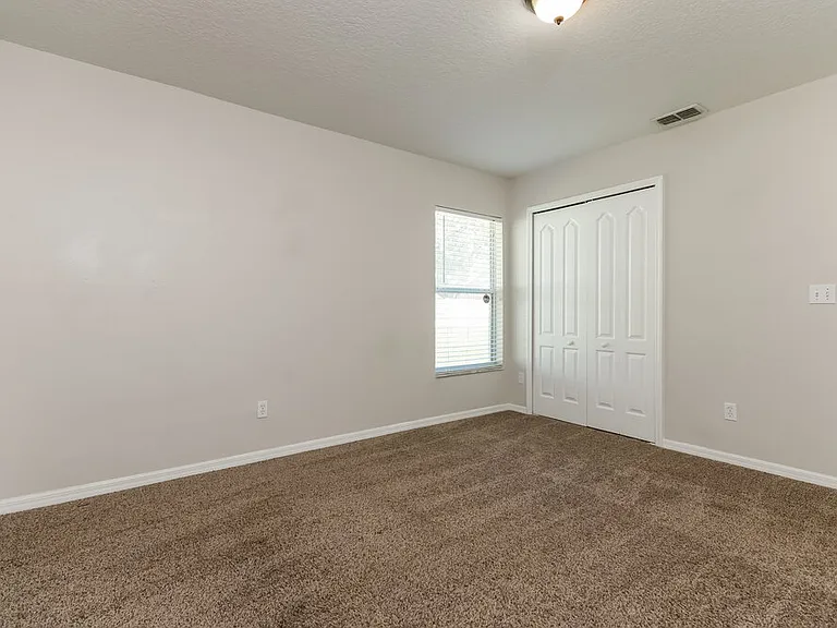 9615 Saragossa St — Photo 14