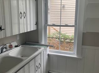 9 Barnard St, Marblehead, MA 01945