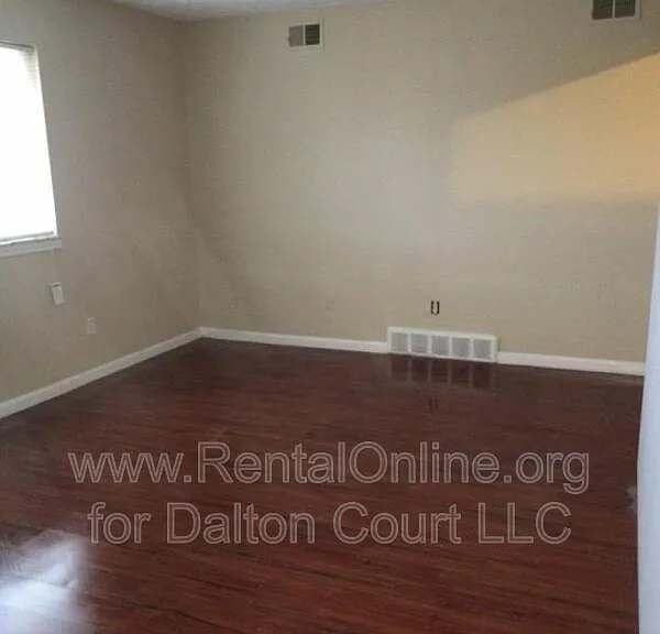 1814 Dalton Ct #8 — Photo 1