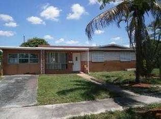 7501 NW 1st St, Pembroke Pines, FL 33024