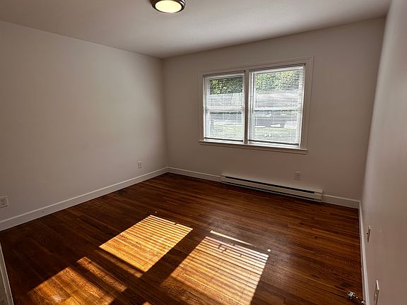 3rd image of 15 Patrick Henry St APT 22