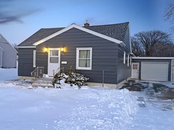 723 11th St S, Benson, MN 56215