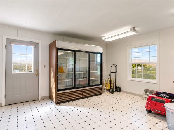 24635 Highway 243 S, Mattawa, WA 99349