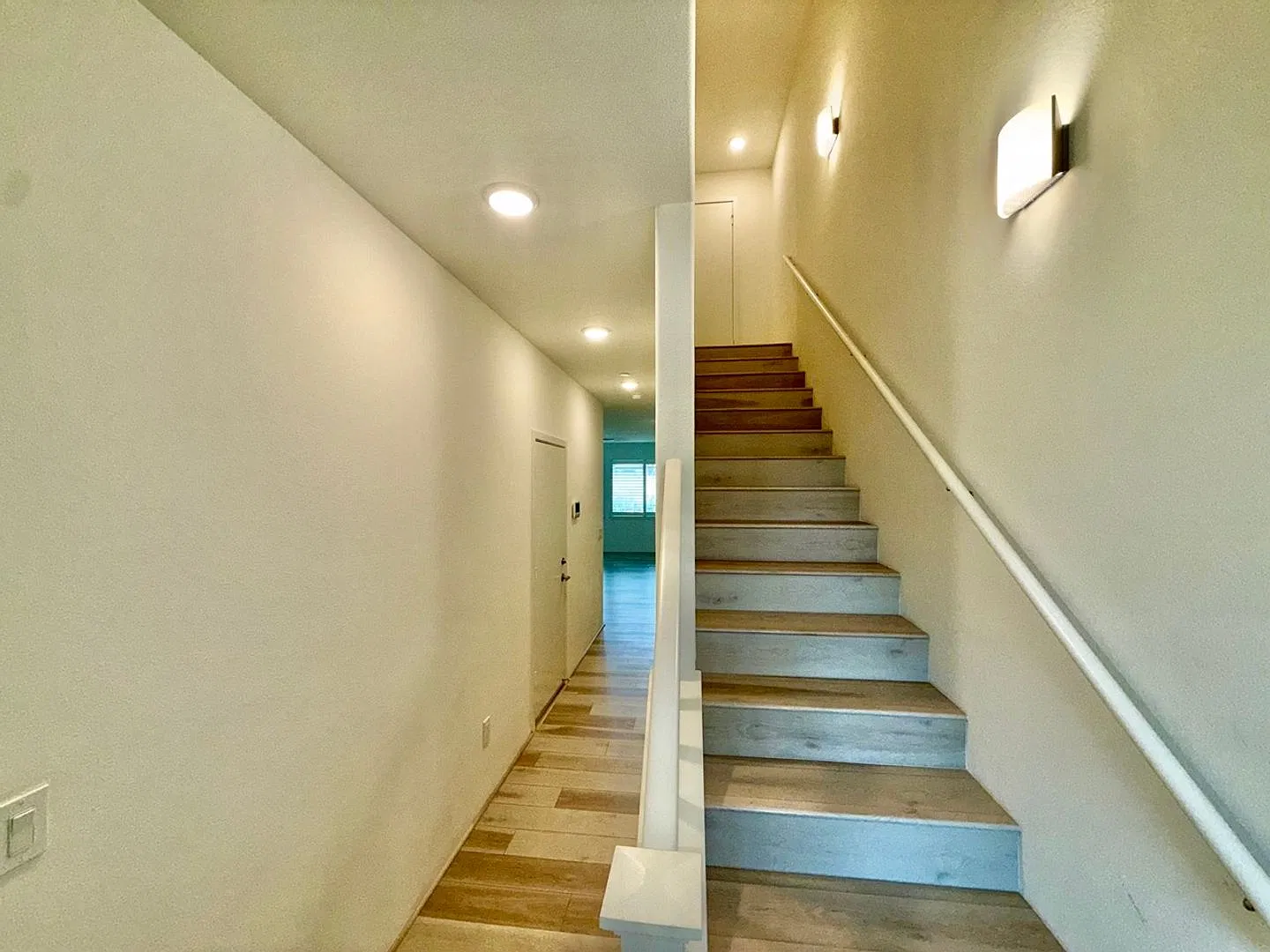 Walea at Koa Ridge/3 BD/2.5 BA/2 PK — Photo 2