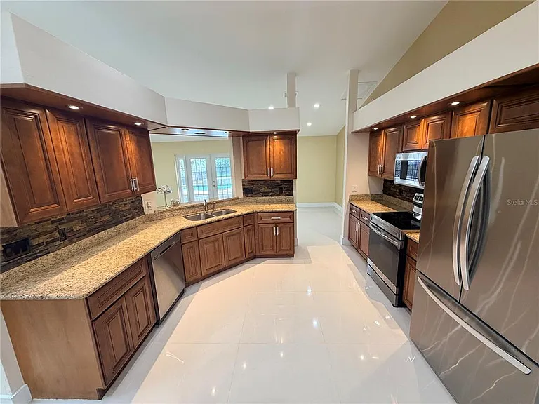 14103 Rensselaer Rd — Photo 20