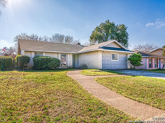 2nd image of 5634 Creekwood St