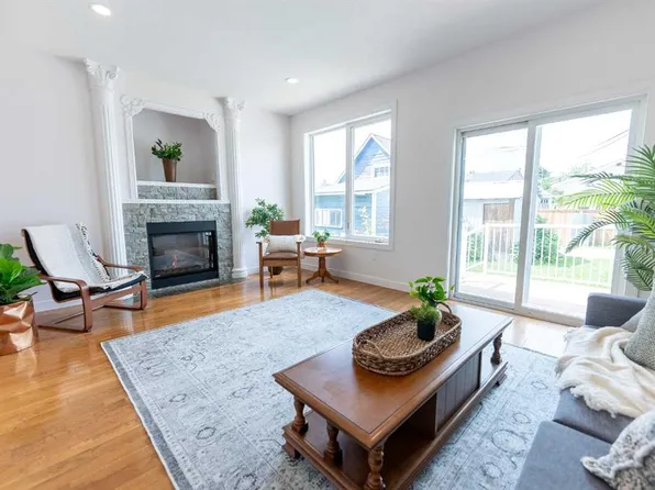 5140 E 51st St, Lacombe, AB T4L 1H9