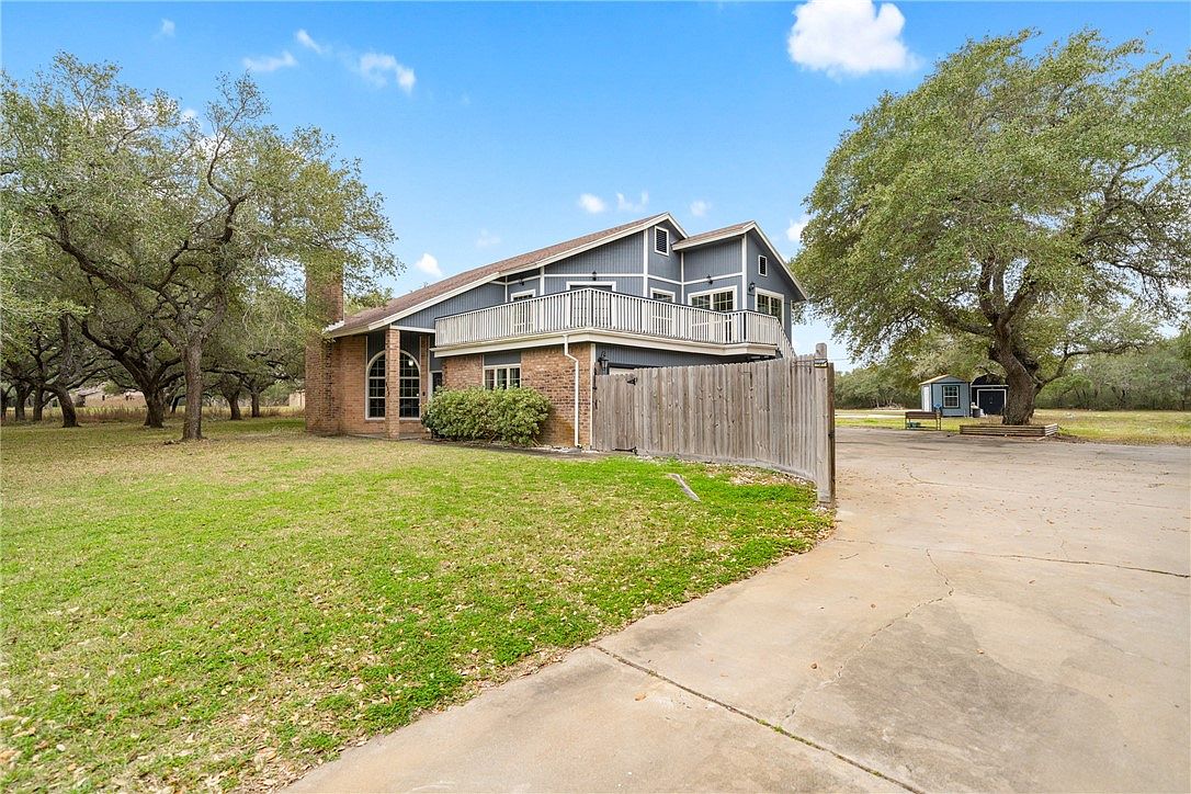 1439 W Deberry Ave, Aransas Pass, TX 78336 MLS 442817 Zillow