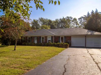 1094 Secretariat Dr E, Danville, KY, 40422