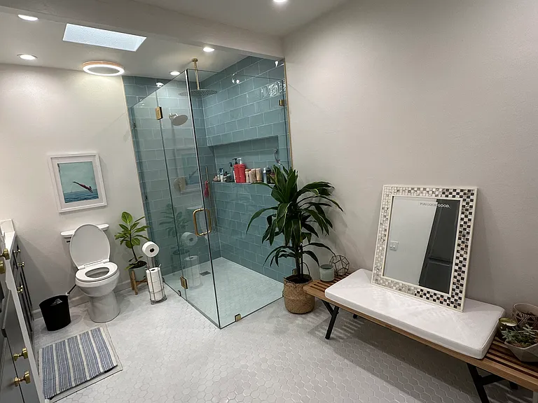 1020 Ocean Park Blvd #7 — Photo 17