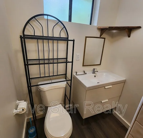 12896 Rices Crossing Rd #COTTAGE — Photo 11