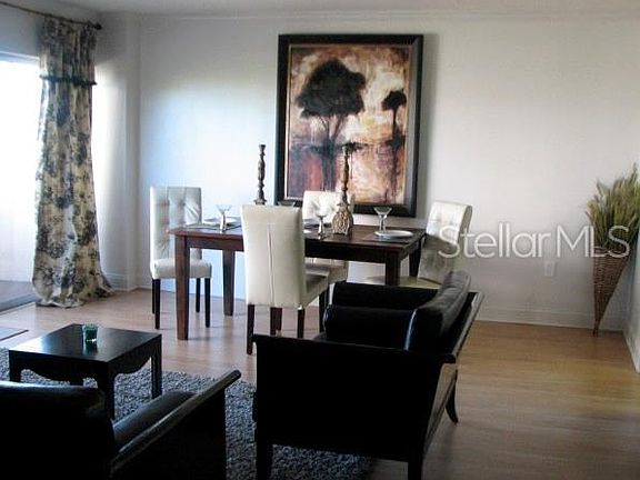 4th image of 2401 Bayshore Blvd Unit 407